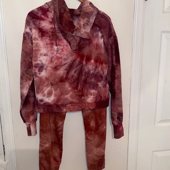 Medium Bebe sweater - Picture 2 of 2